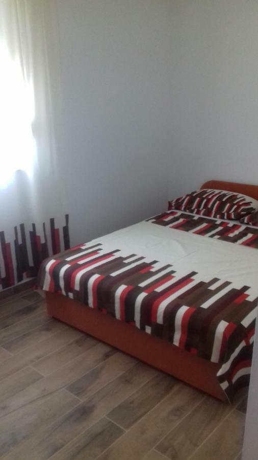 Nikol Daire Sevid Dış mekan fotoğraf